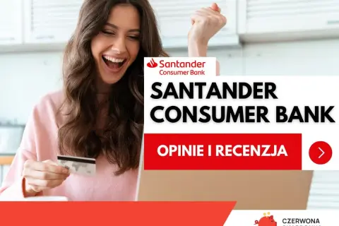 Szczęśliwa kobieta z kartą kredytową cieszy się z oferty Santander Consumer Bank. Sprawdź opinie i recenzje!