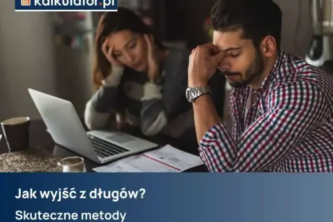 Para zmartwiona przy laptopie, szukająca odpowiedzi na pytanie: jak wyjść z długów? Skuteczne metody są na wyciągnięcie ręki.